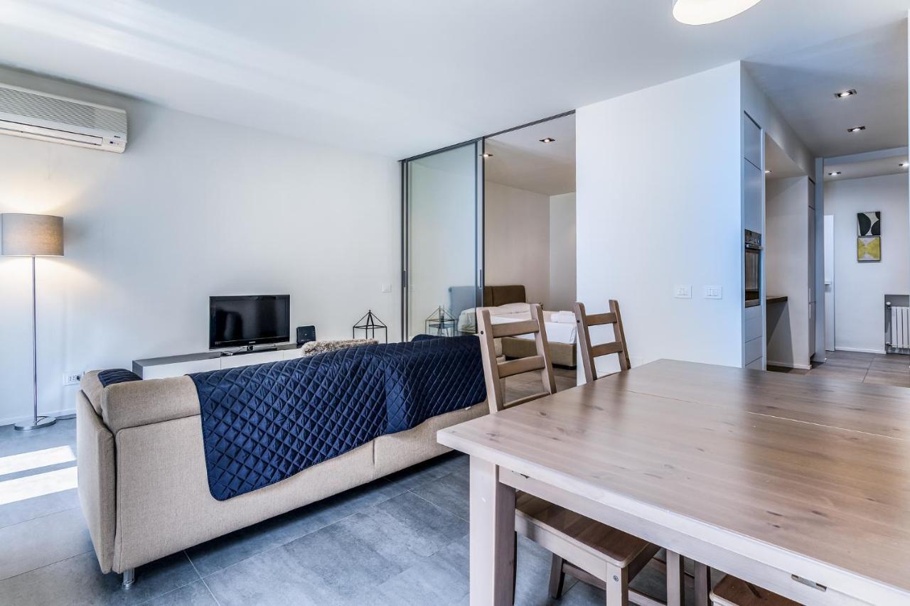 San Maurilio Apartment Milan Bagian luar foto